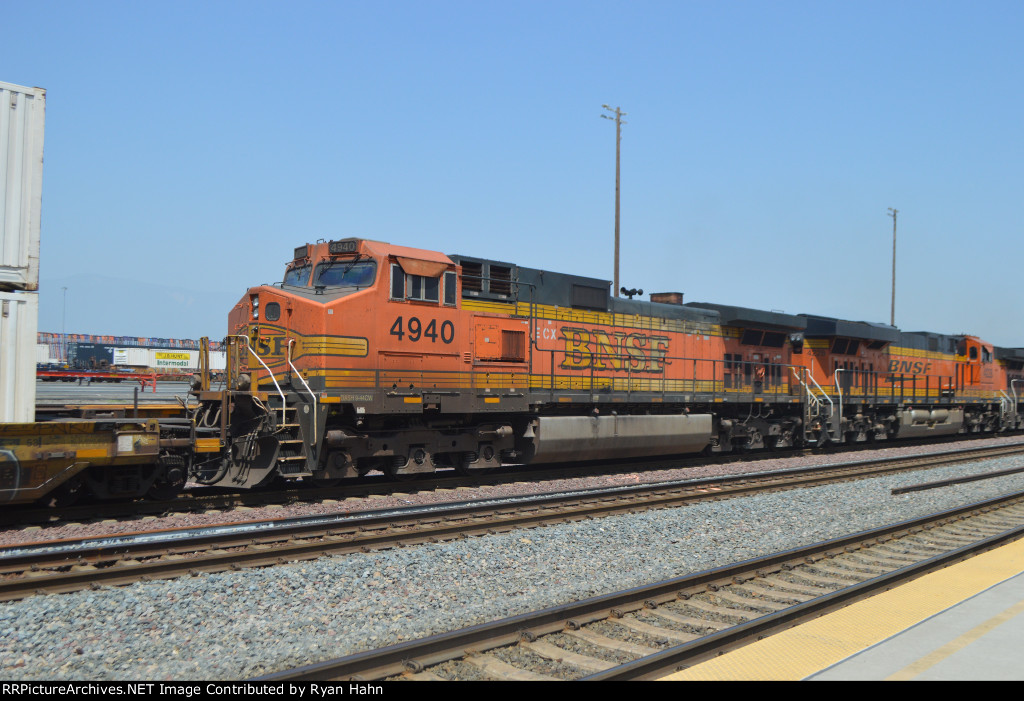 GECX Ex BNSF 4940